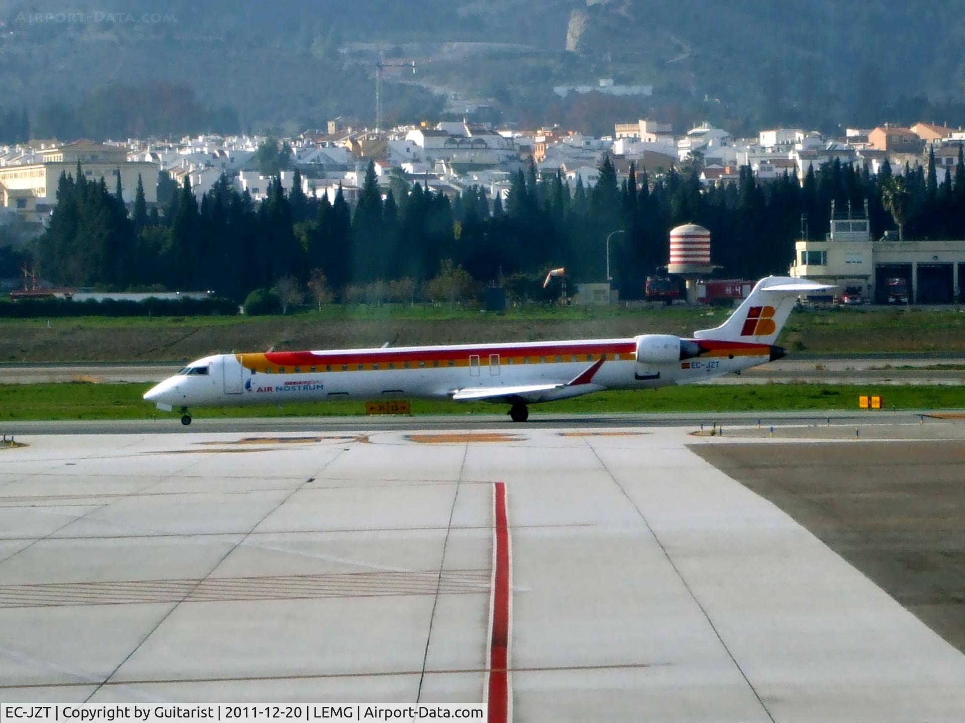 EC-JZT, 2006 Canadair CRJ-900ER (CL-600-2D24) C/N 15113, looks nice in Iberia's livery