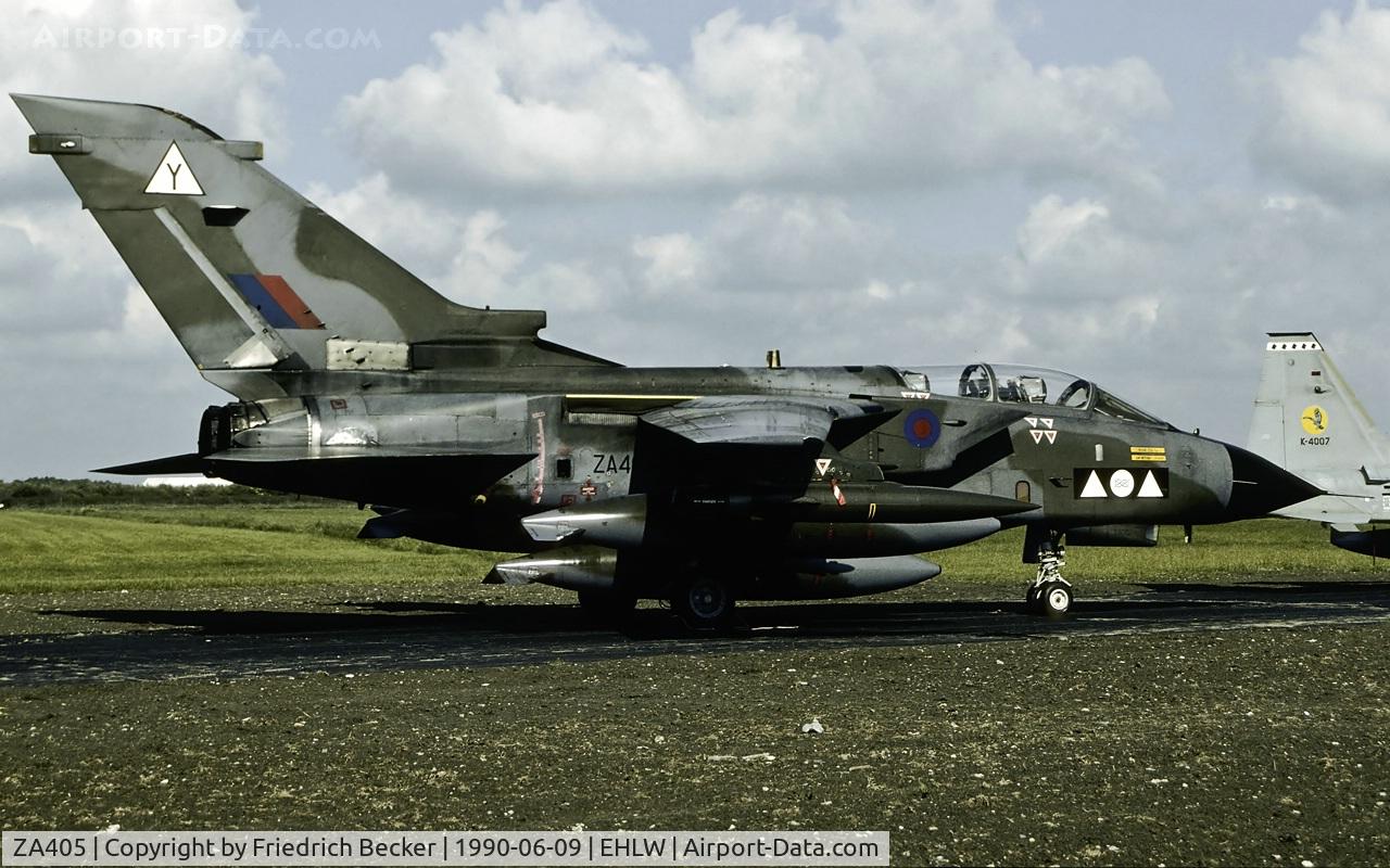 ZA405, 1983 Panavia Tornado GR.1A C/N 216/BS072/3104, static display