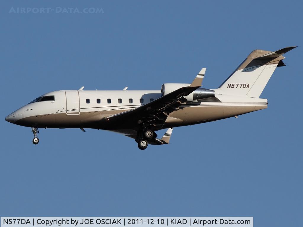 N577DA, 1998 Bombardier Challenger 604 (CL-600-2B16) C/N 5398, @ KIAD