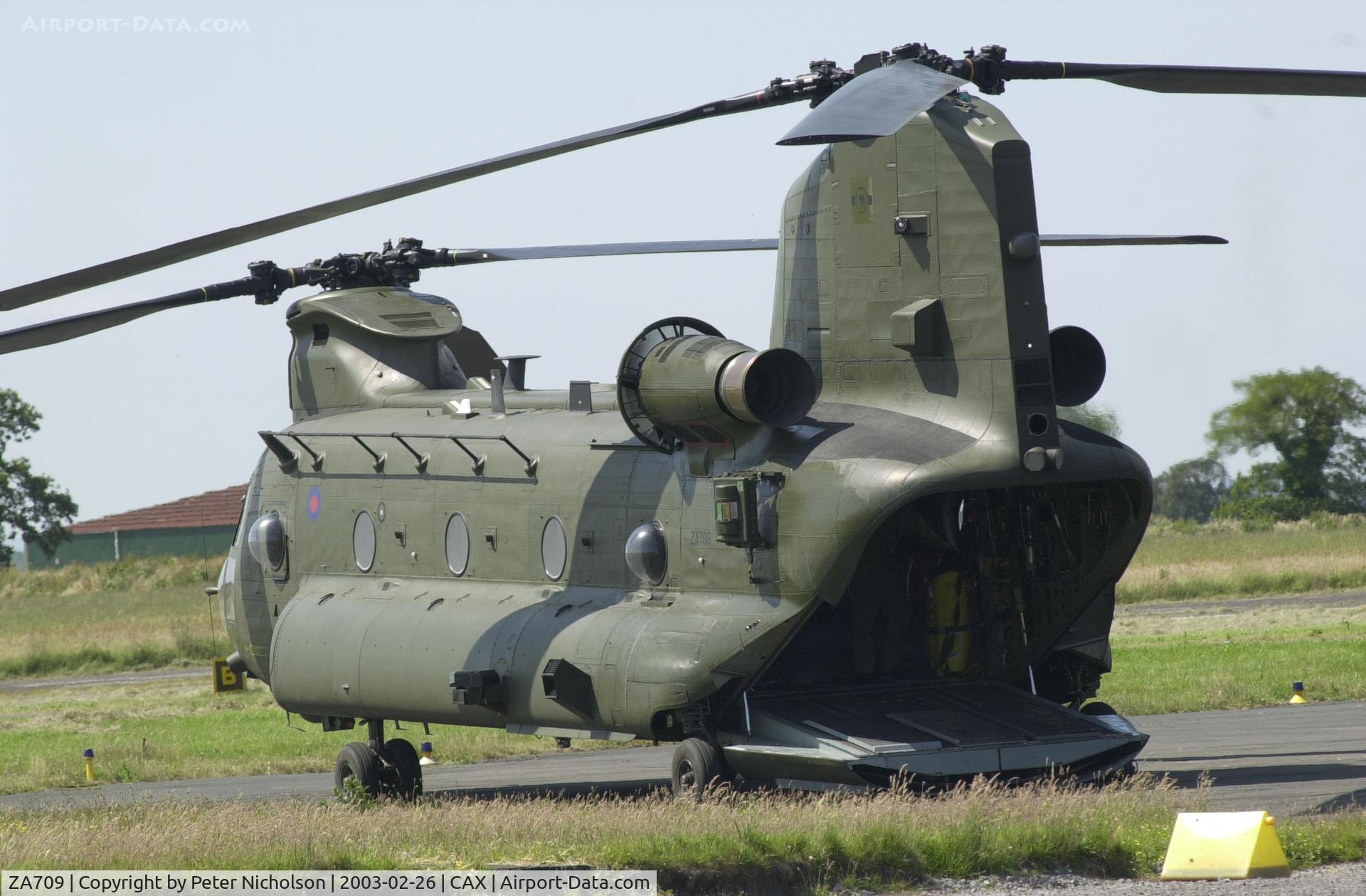 ZA709, 1981 Boeing Vertol Chinook HC.2 C/N M/A021/B-840/M7028, Chinook HC.2, callsign Lifter 2, of 27 Squadron visiting Carlisle in February 2003.