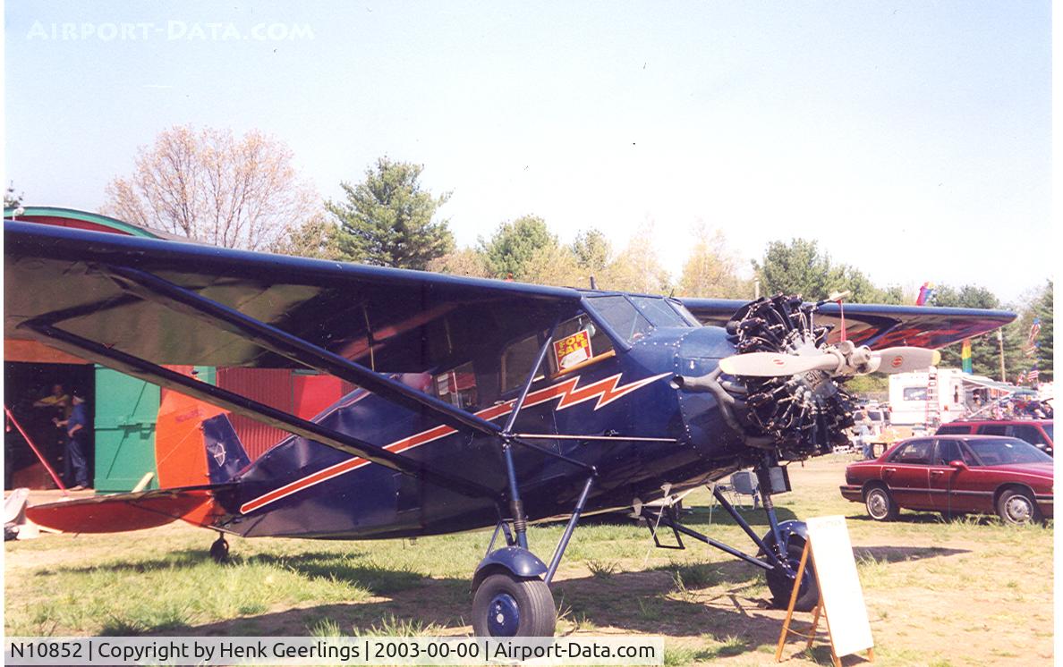N10852, 1931 Stinson JR. S C/N 8039, Summer '03