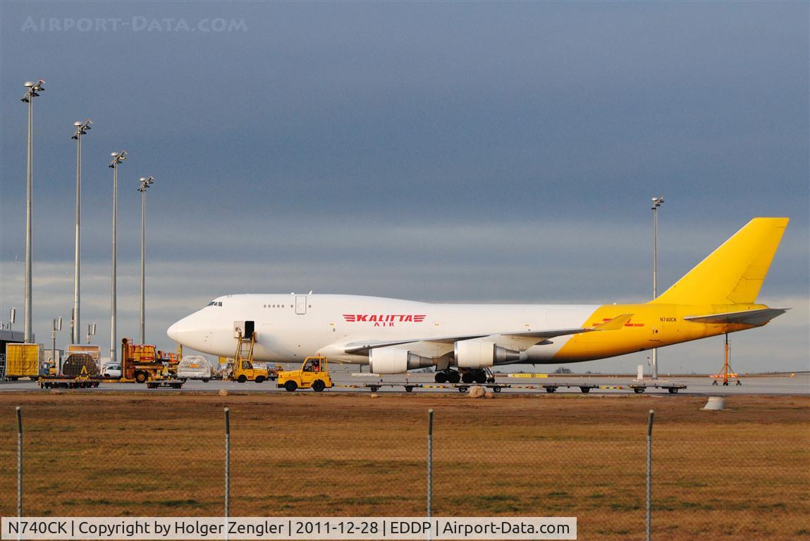 N740CK, 1989 Boeing 747-4H6 C/N 24405, Big bird in late daylight on DHL Air Hub Leipzig.