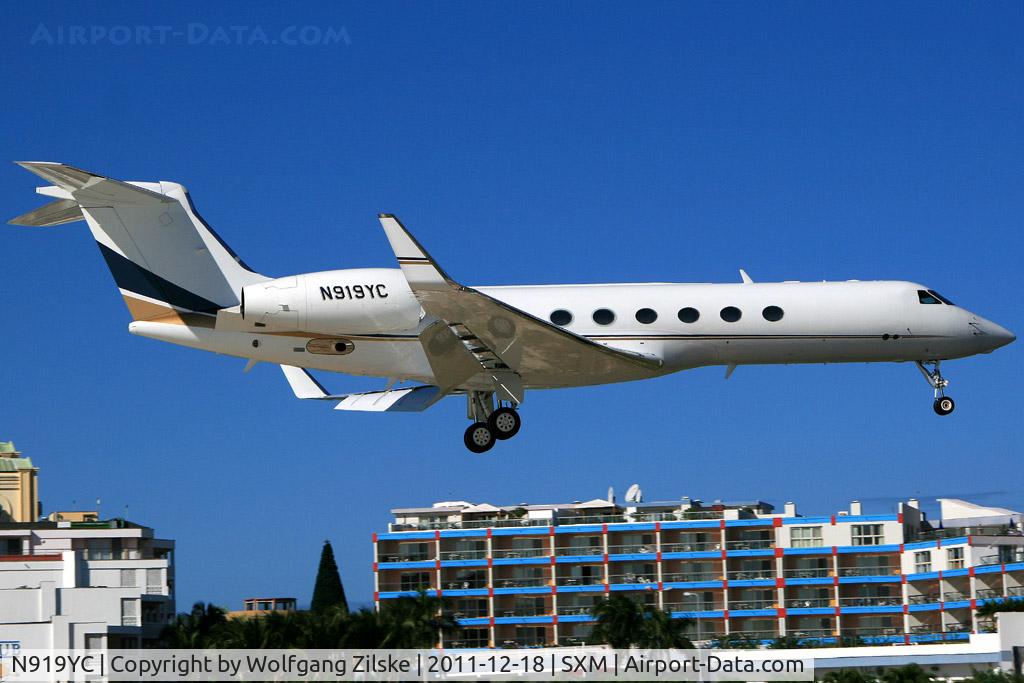 N919YC, Gulfstream Aerospace G-V C/N 682, visitor