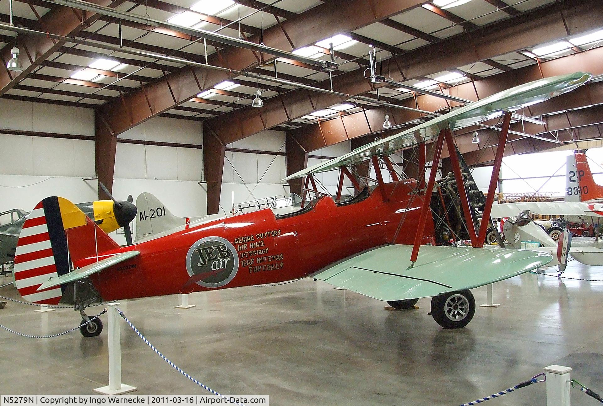 N5279N, 1942 Boeing E75 C/N 75-5926, Stearman (Boeing) E75 Kaydet at the Planes of Fame Air Museum, Valle AZ