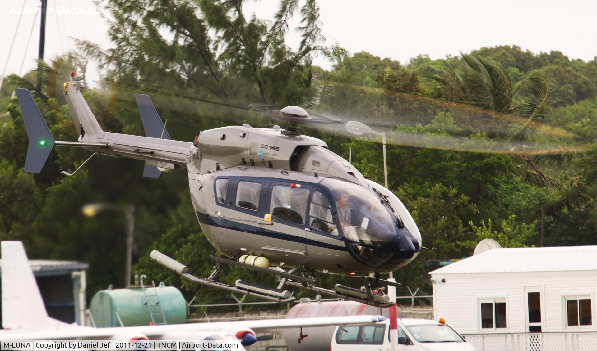 M-LUNA, Eurocopter-Kawasaki EC-145 (BK-117C-2) C/N 9242, M-LUNA