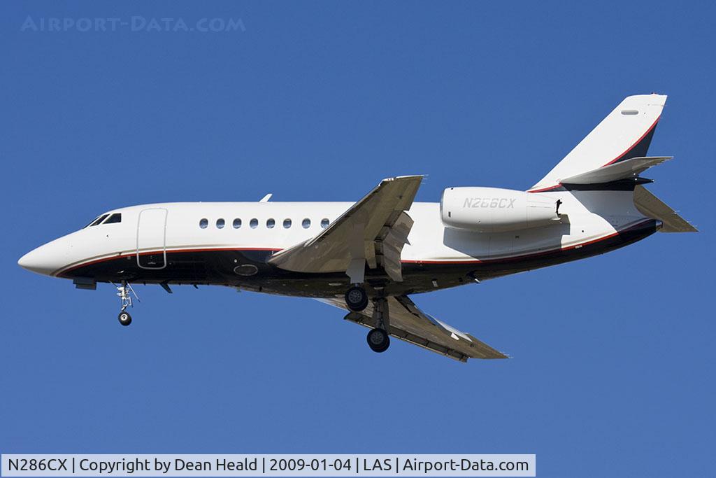 N286CX, 1999 Dassault Falcon 2000 C/N 102, 1999 Dassault Falcon 2000 N286CX on short final to RWY 25R.