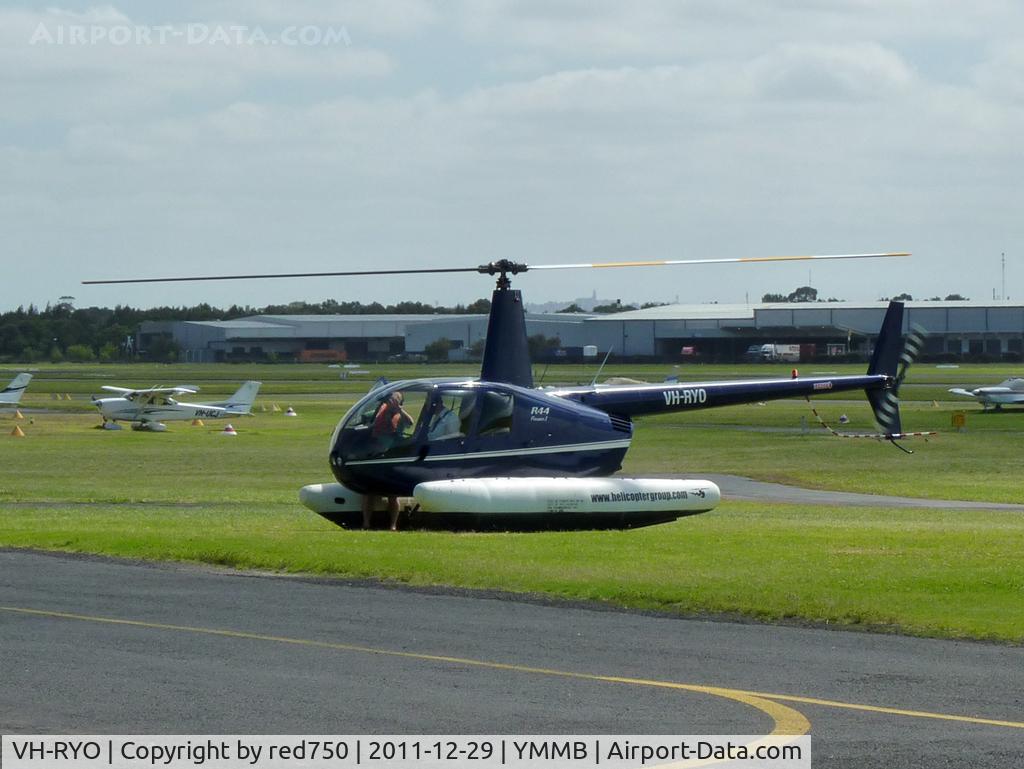 VH-RYO, 2008 Robinson R44 Raven C/N 1910, Romeo Yankee Oscar at Moorabbin fitted with floats