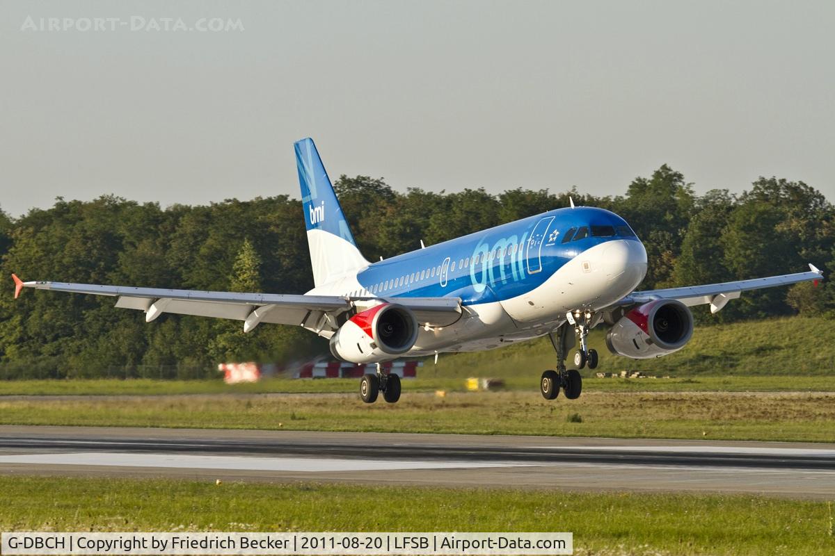 G-DBCH, 2006 Airbus A319-131 C/N 2697, moments prior touchdown