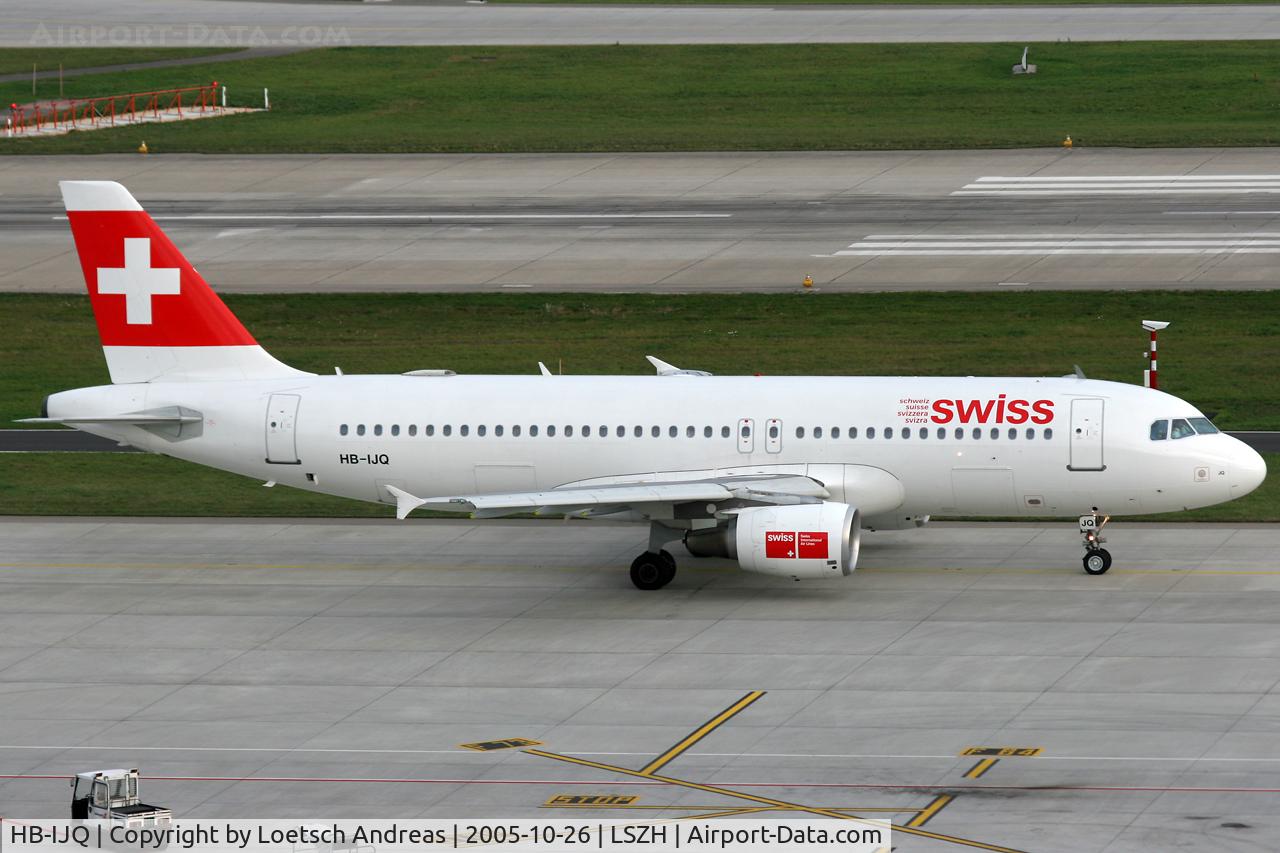 HB-IJQ, 1997 Airbus A320-214 C/N 701, taxi to rwy in use