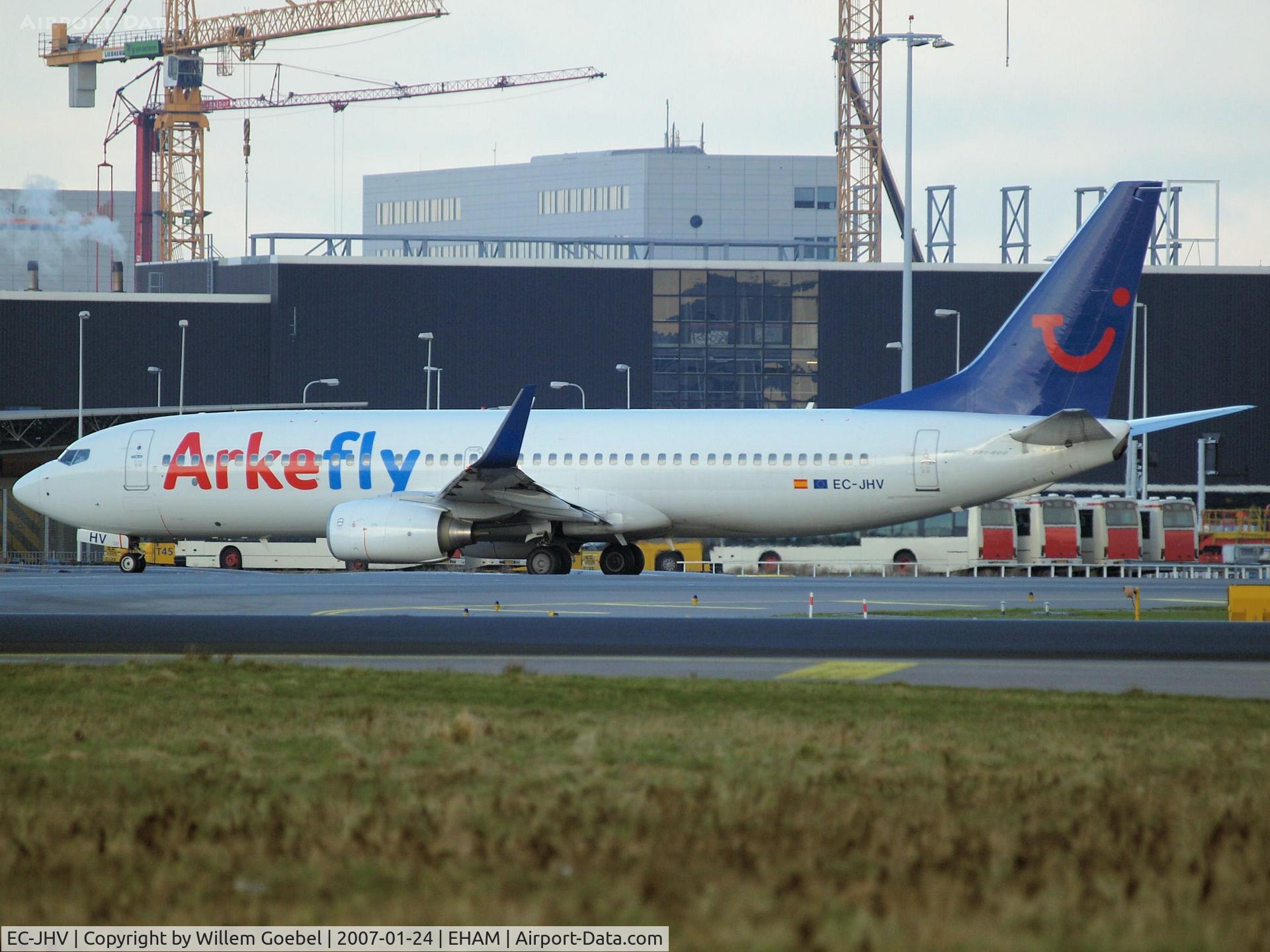 EC-JHV, 2005 Boeing 737-8FH C/N 30826, Taxi to the runway on Schiphol Airport