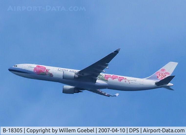 B-18305, 2005 Airbus A330-302 C/N 671, Fly over from the Airport on BALI