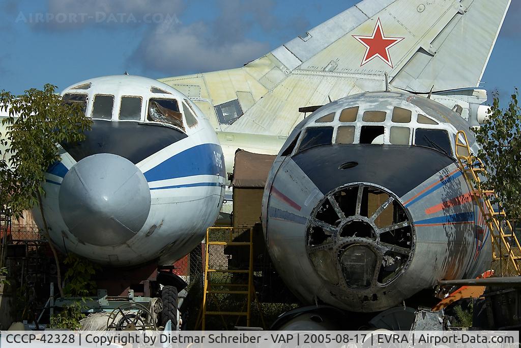 CCCP-42328, 1956 Tupolev Tu-104A C/N 66600202, Tupolev 104 Aeroflot
