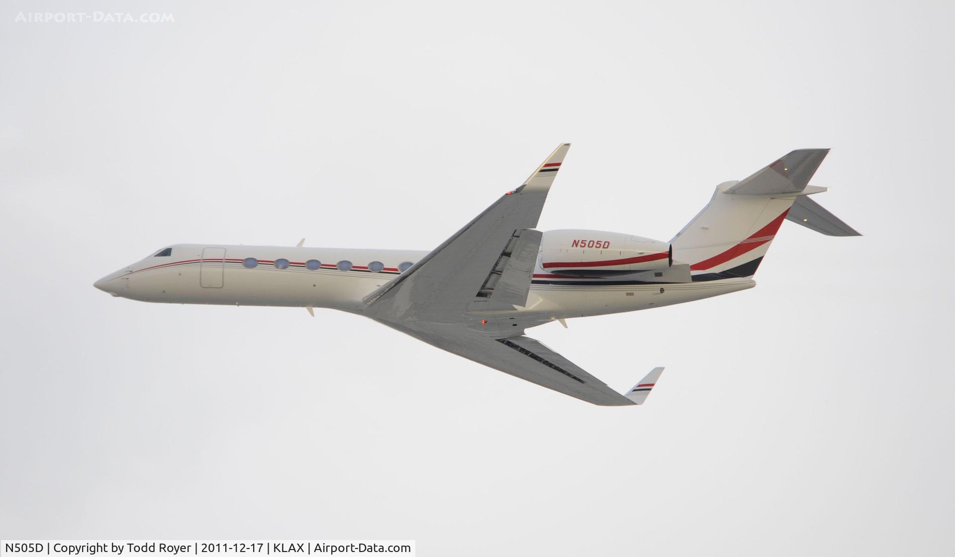 N505D, Gulfstream Aerospace GV-SP (G550) C/N 5323, Departing LAX