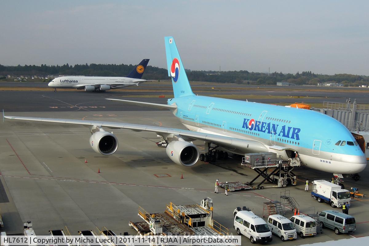 HL7612, 2011 Airbus A380-861 C/N 039, The two giants meet at Narita