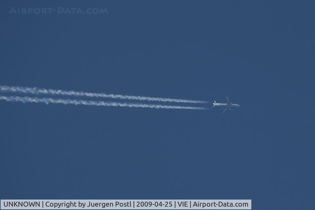 UNKNOWN, Contrails Various C/N Unknown, Contrail