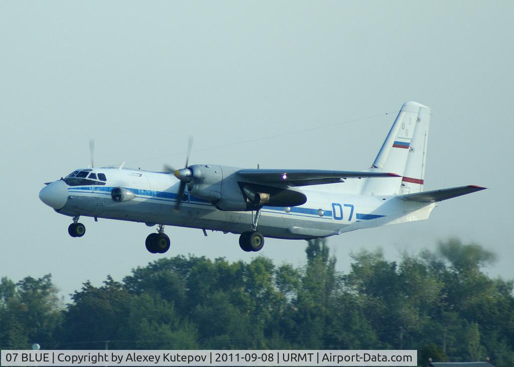 07 BLUE, Antonov An-26 C/N 70-05, Antonov An-26 07 blue Russian Air Force