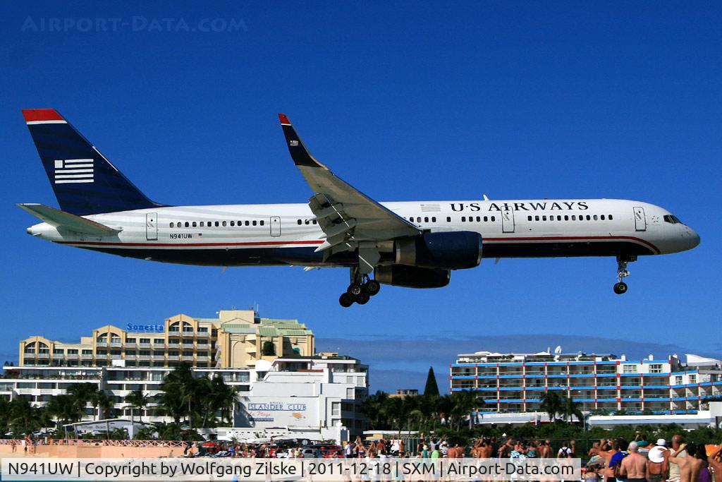 N941UW, 1995 Boeing 757-2B7 C/N 27806, visitor