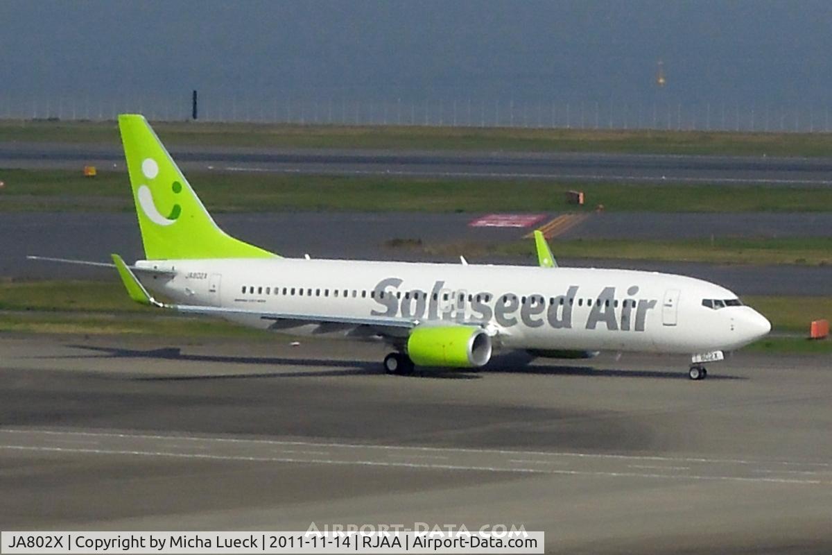 JA802X, 2011 Boeing 737-81D C/N 39418/3816, At Narita