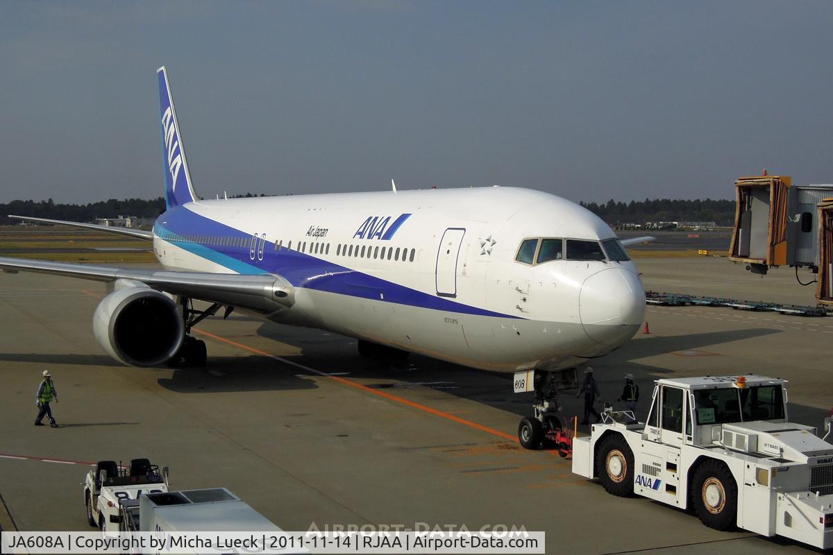 JA608A, 2002 Boeing 767-381/ER C/N 32977, At Narita