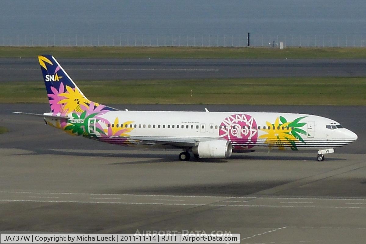 JA737W, 1998 Boeing 737-4M0 C/N 29202, At Haneda