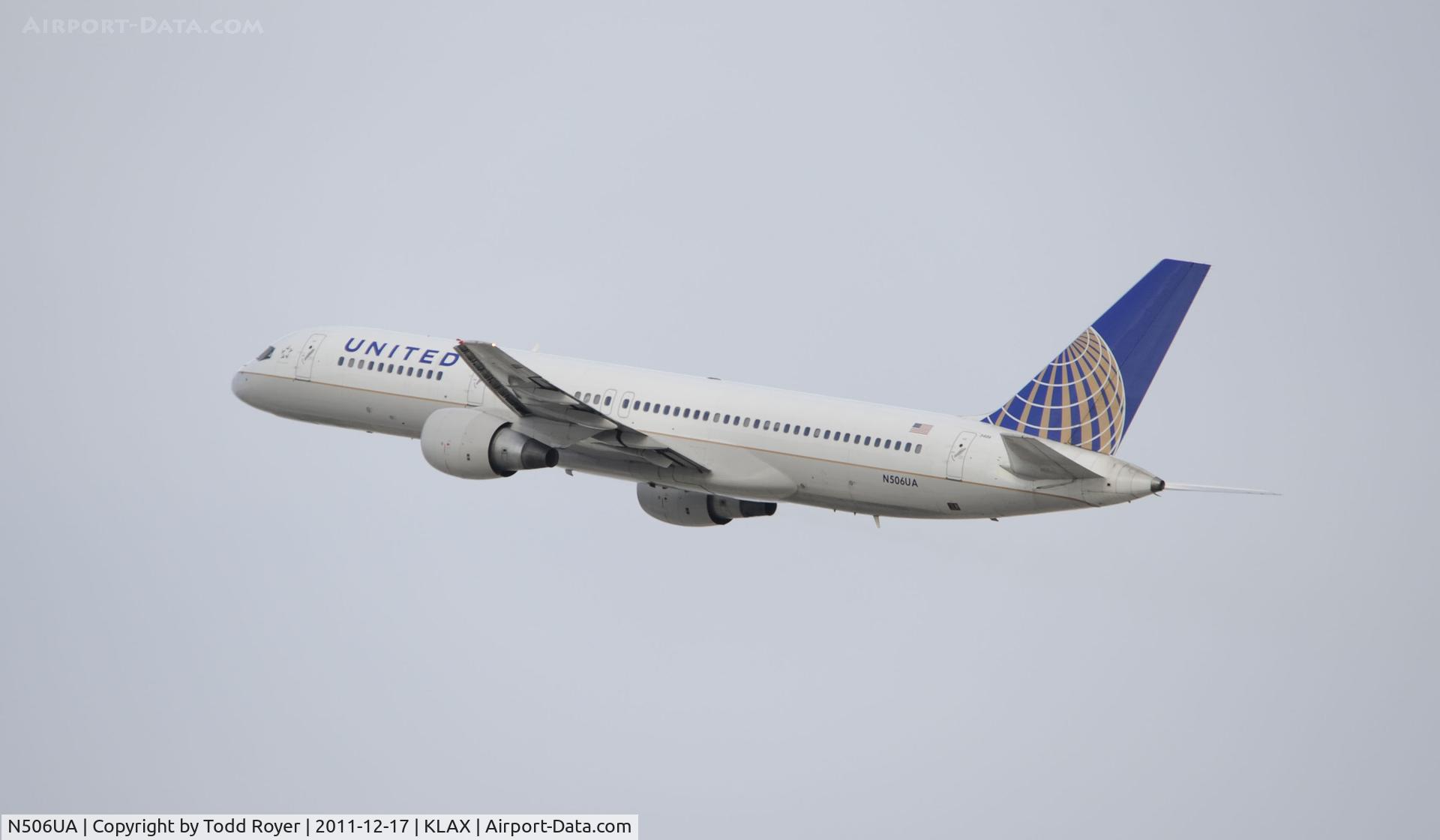 N506UA, 1990 Boeing 757-222 C/N 24627, Departing LAX