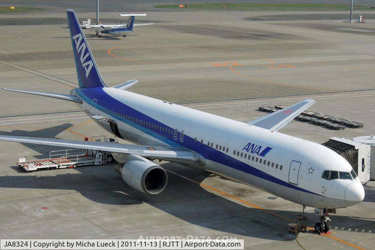 JA8324, 1992 Boeing 767-381 C/N 25655, At Haneda