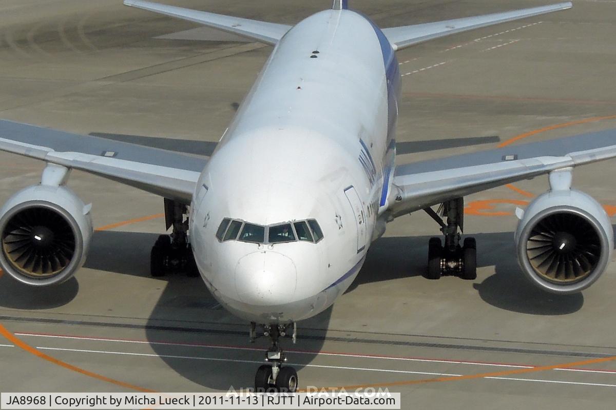 JA8968, 1996 Boeing 777-281 C/N 27031, At Haneda