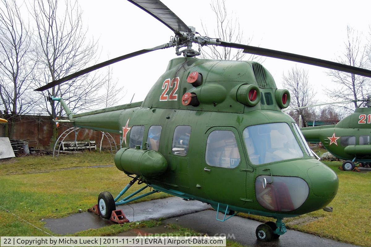 22, Mil (PZL-Swidnik) Mi-2 C/N 513832104, At the Aviomuzejs, Riga