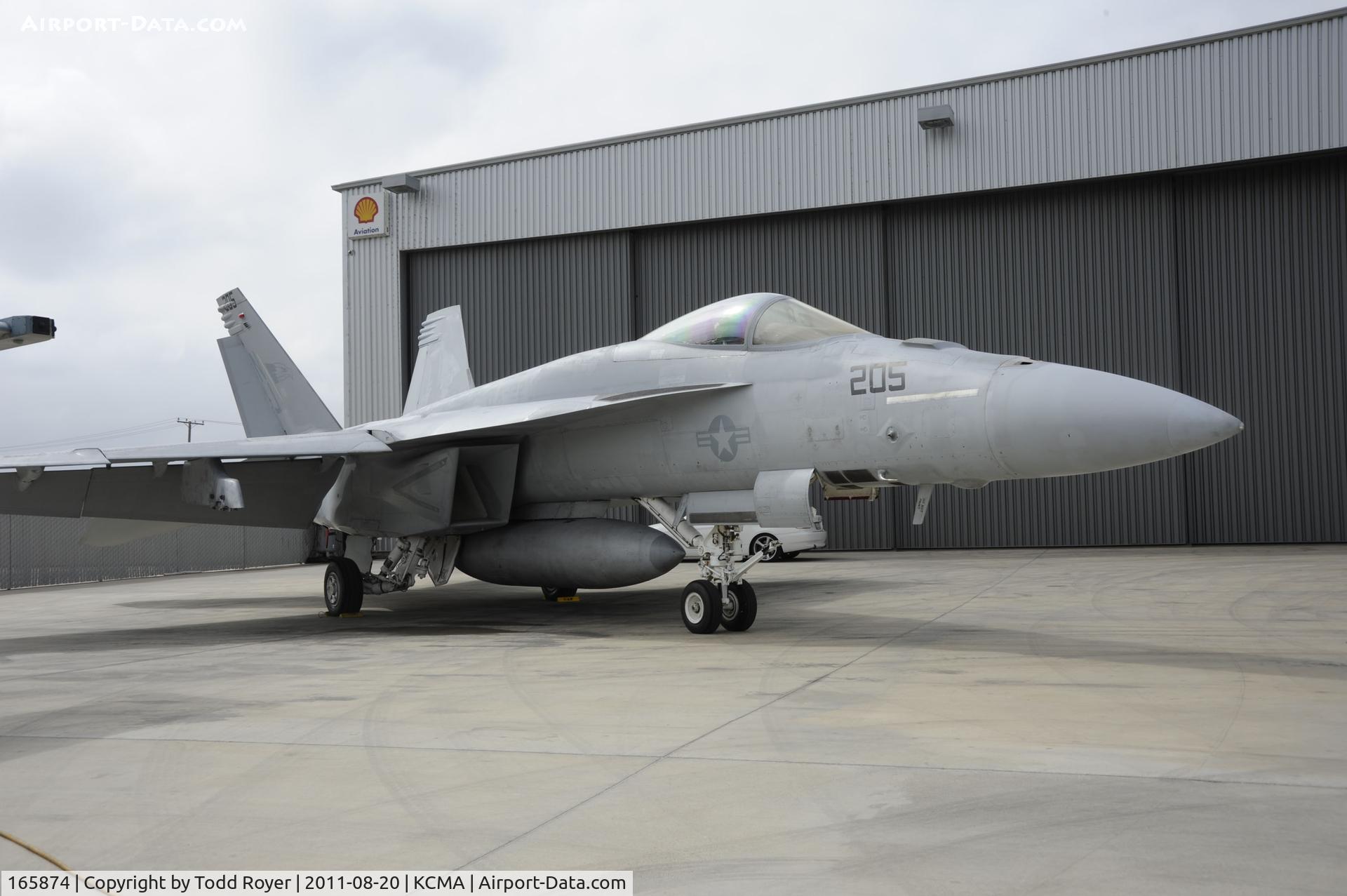 165874, Boeing F/A-18E Super Hornet C/N E050, Camarillo Airport