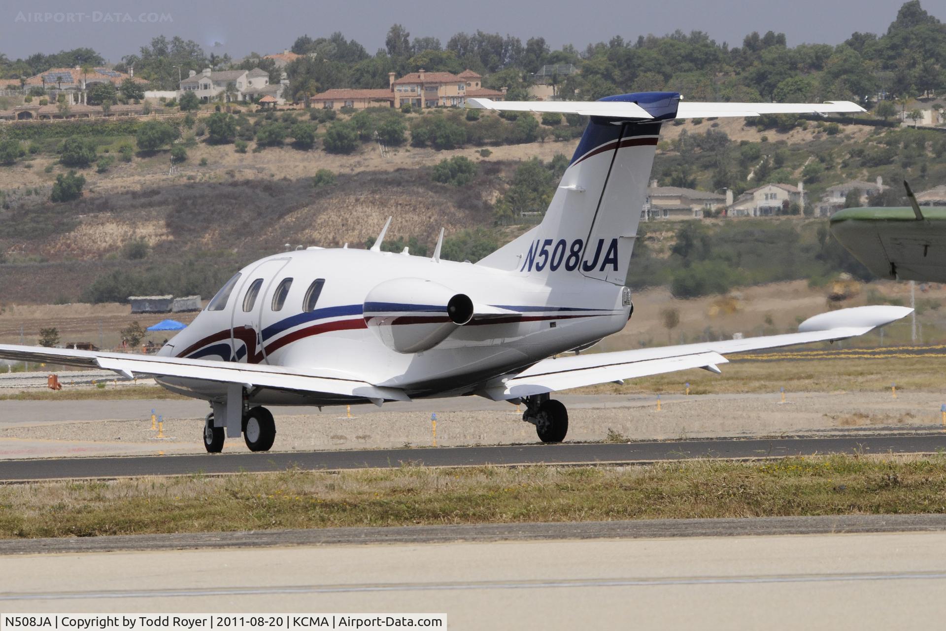 N508JA, 2006 Eclipse Aviation Corp EA500 C/N 000001, Taxi for departure at Camarillo