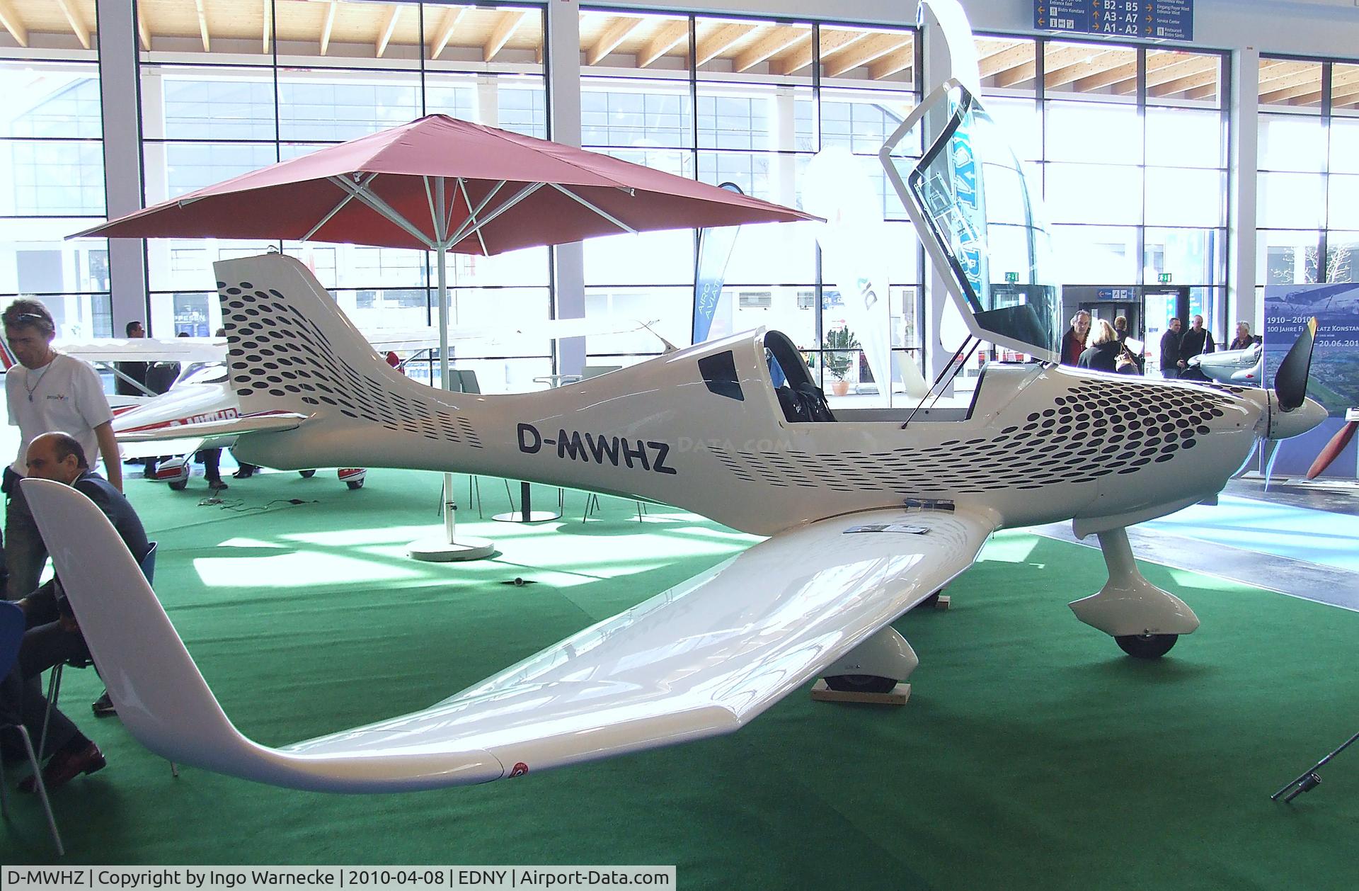 D-MWHZ, Urban Air UFM-10 Samba XXL C/N SAXL D89, Urban Air Samba XXL at the AERO 2010, Friedrichshafen