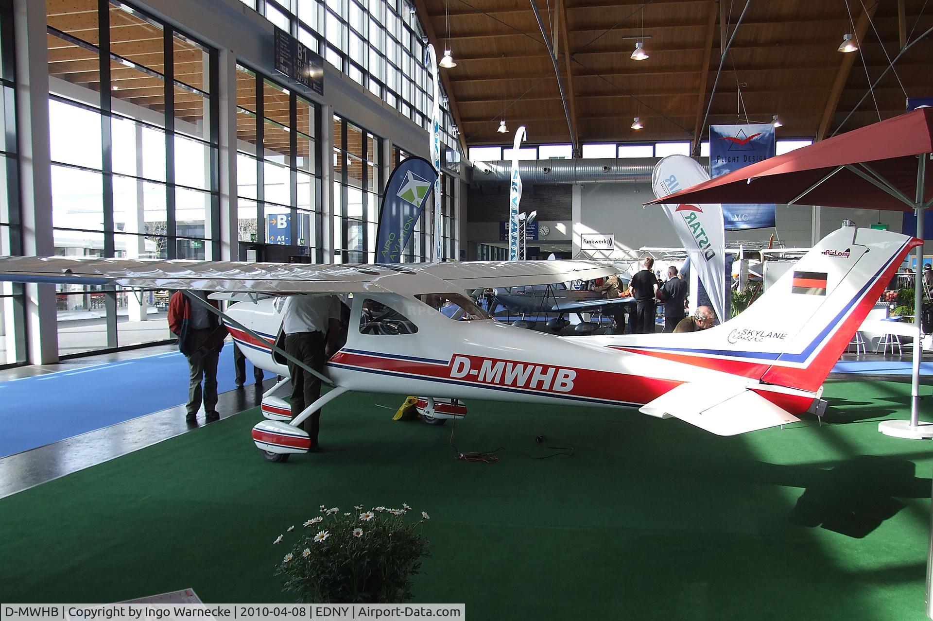 D-MWHB, AirLony Skylane Classic C/N 021129, Airlony Skylane Classic at the AERO 2010, Friedrichshafen