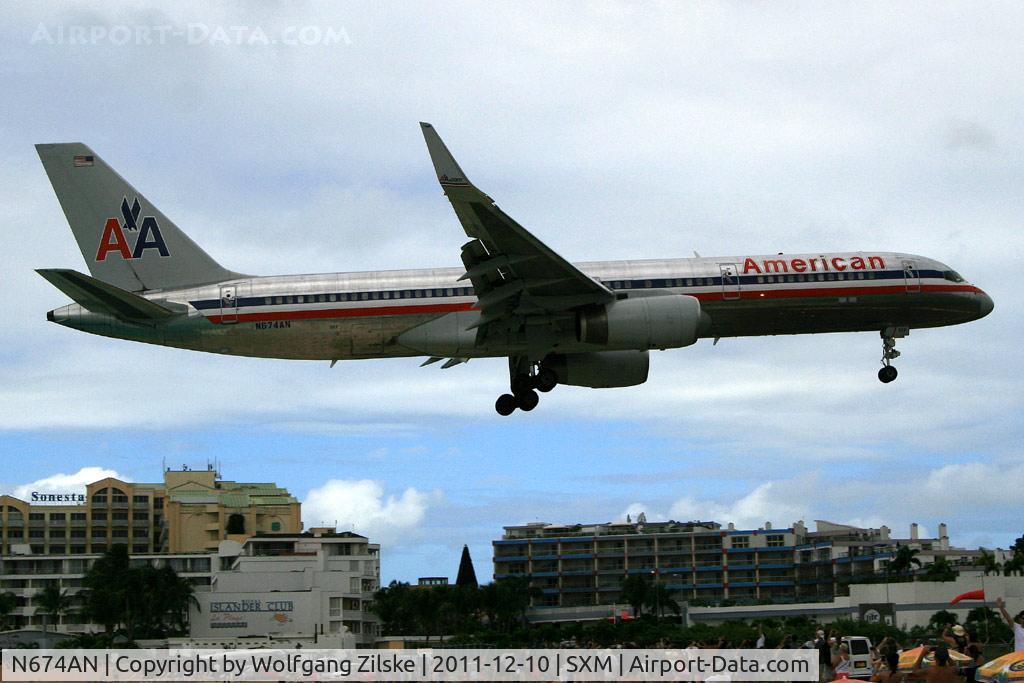 N674AN, 1998 Boeing 757-223 C/N 29424, visitor