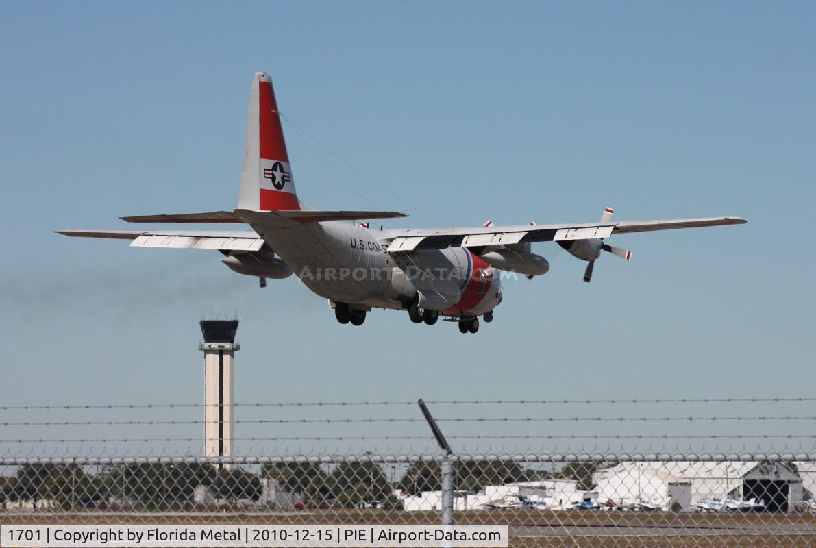1701, 1983 Lockheed HC-130H Hercules C/N 382-4958, HC-130 doing touch and goes