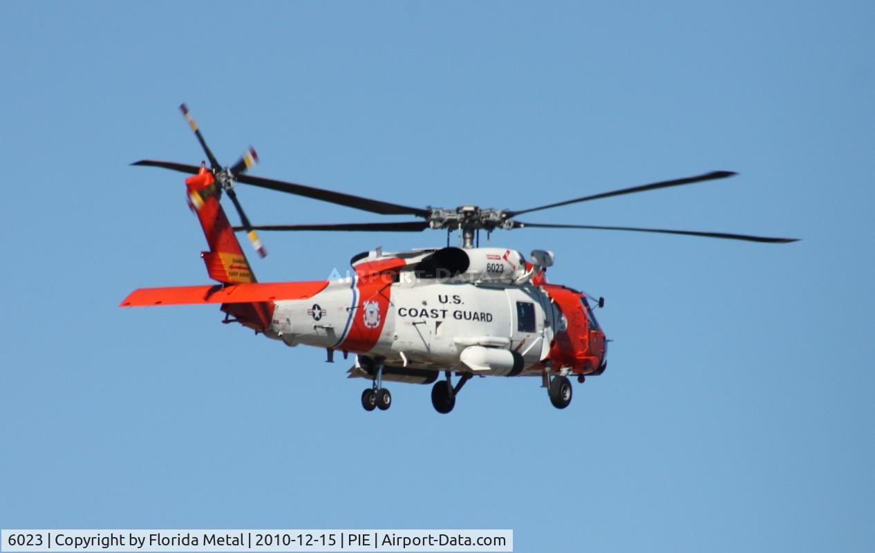 6023, Sikorsky HH-60J Jayhawk C/N 70.0661, Jayhawk doing an approach