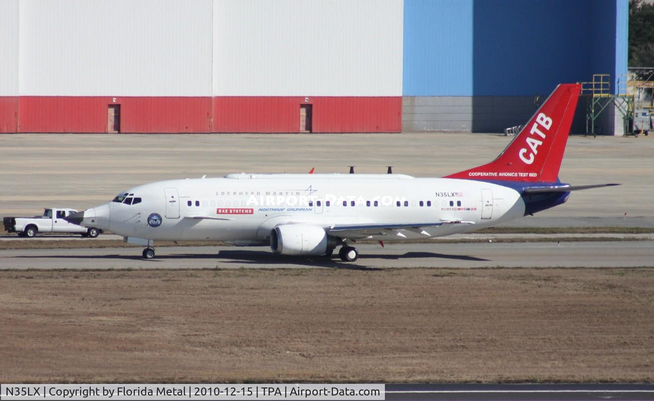 N35LX, 1986 Boeing 737-330 C/N 23528, 