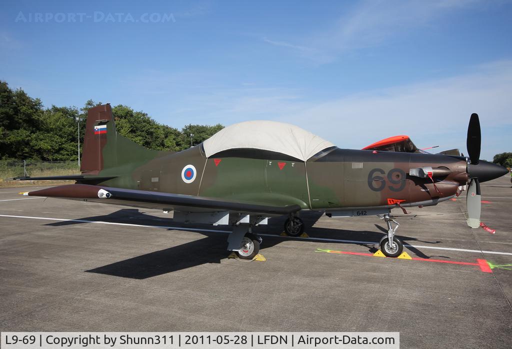 L9-69, Pilatus PC-9M Hudournik C/N 642, Seen during Rochefort Open Day...