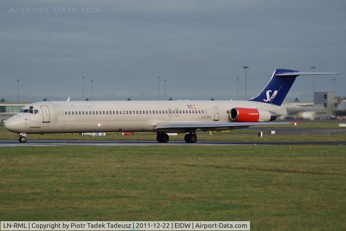 LN-RML, 1991 McDonnell Douglas MD-82 (DC-9-82) C/N 53002, Dublin
