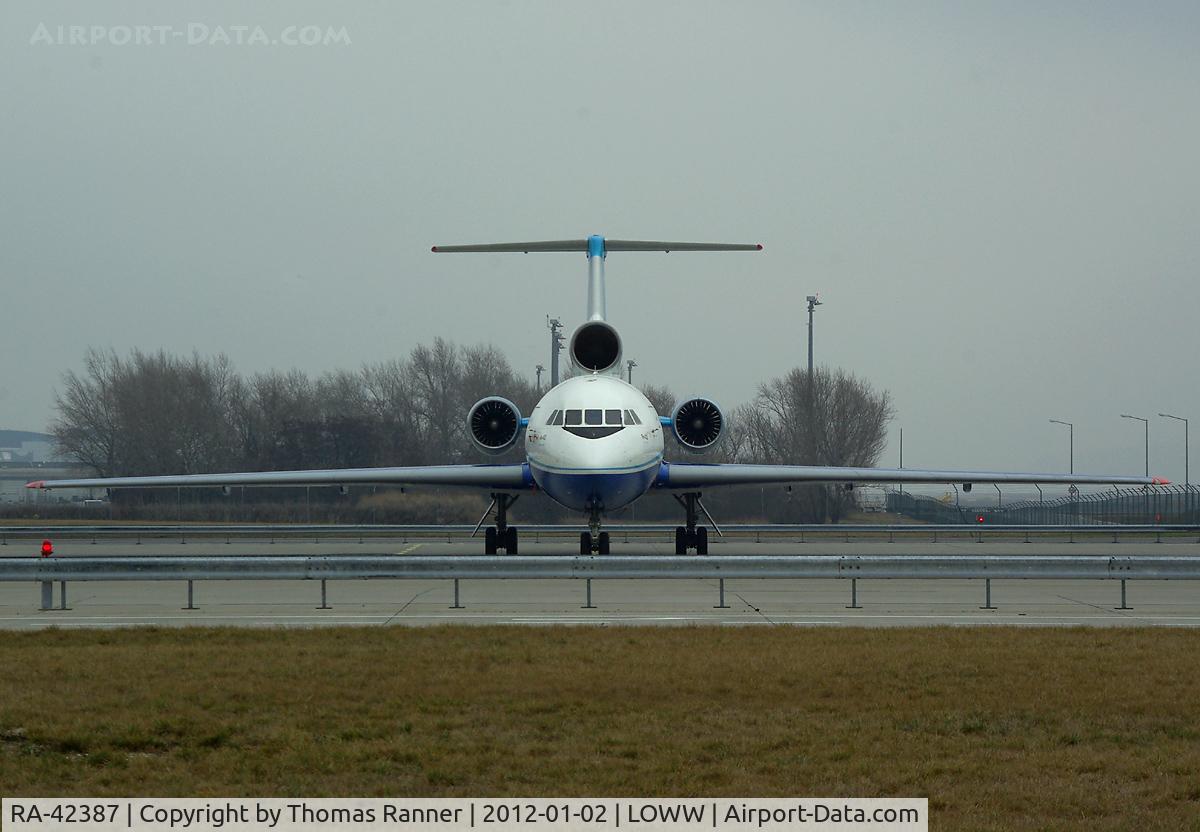 RA-42387, Yakovlev Yak-42D C/N 4520424016436, Yakserviece Yak-42