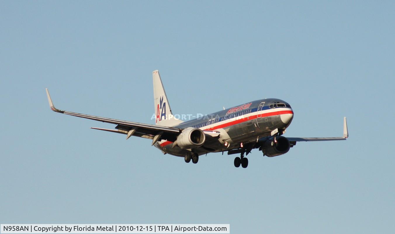 N958AN, 2001 Boeing 737-823 C/N 30091, American 737-800