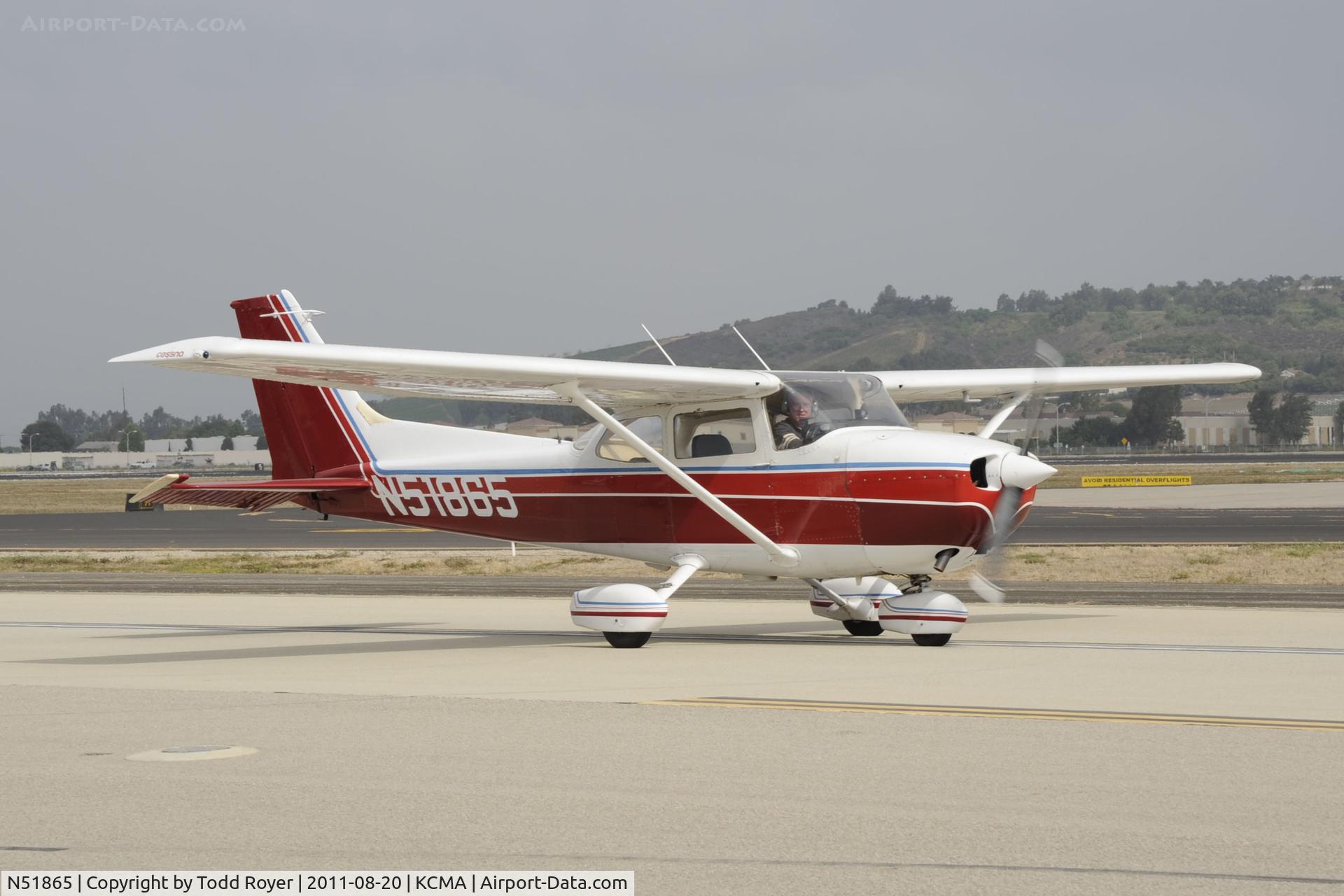 N51865, 1981 Cessna 172P C/N 17274362, Camarillo Airshow 2011