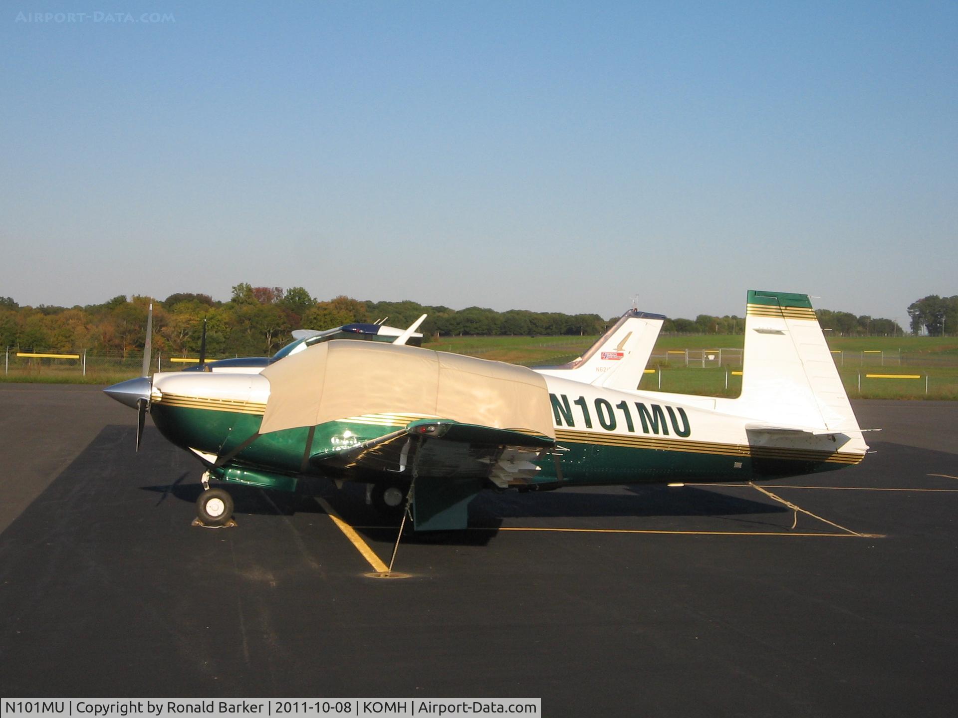 N101MU, 1994 Mooney M20J 201 C/N 24-3335, Orange