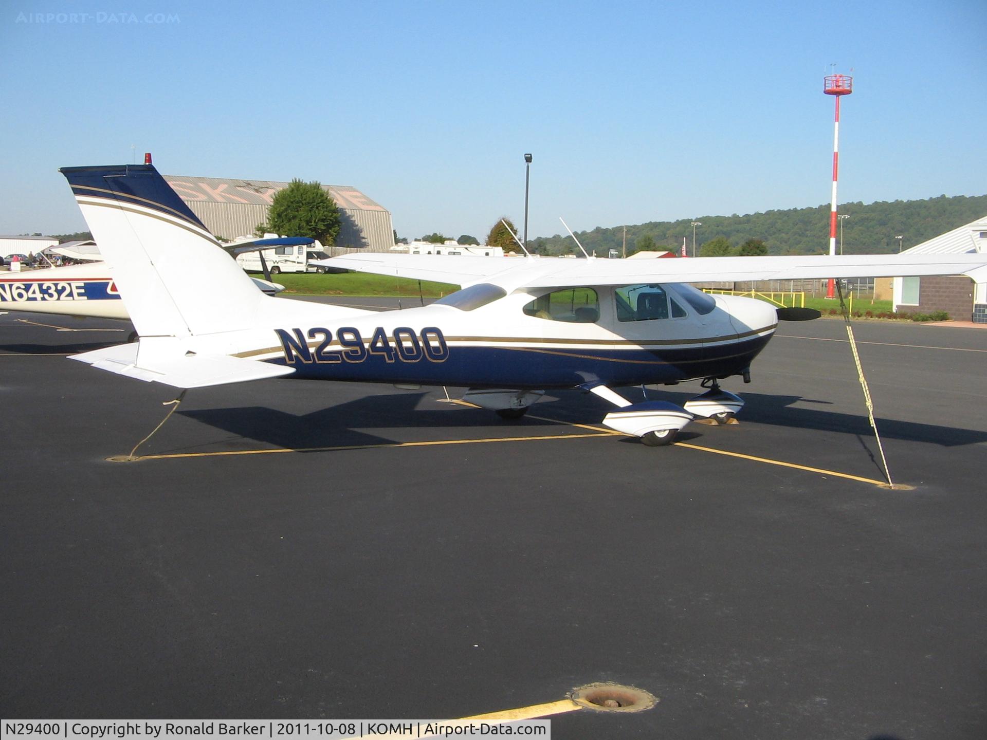 N29400, 1968 Cessna 177 Cardinal C/N 17700864, Orange