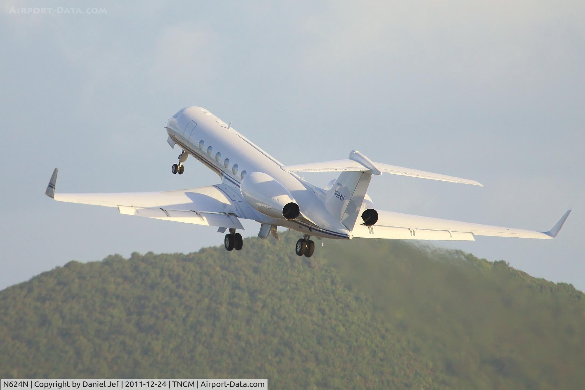 N624N, 2002 Gulfstream Aerospace G-V C/N 681, N624N