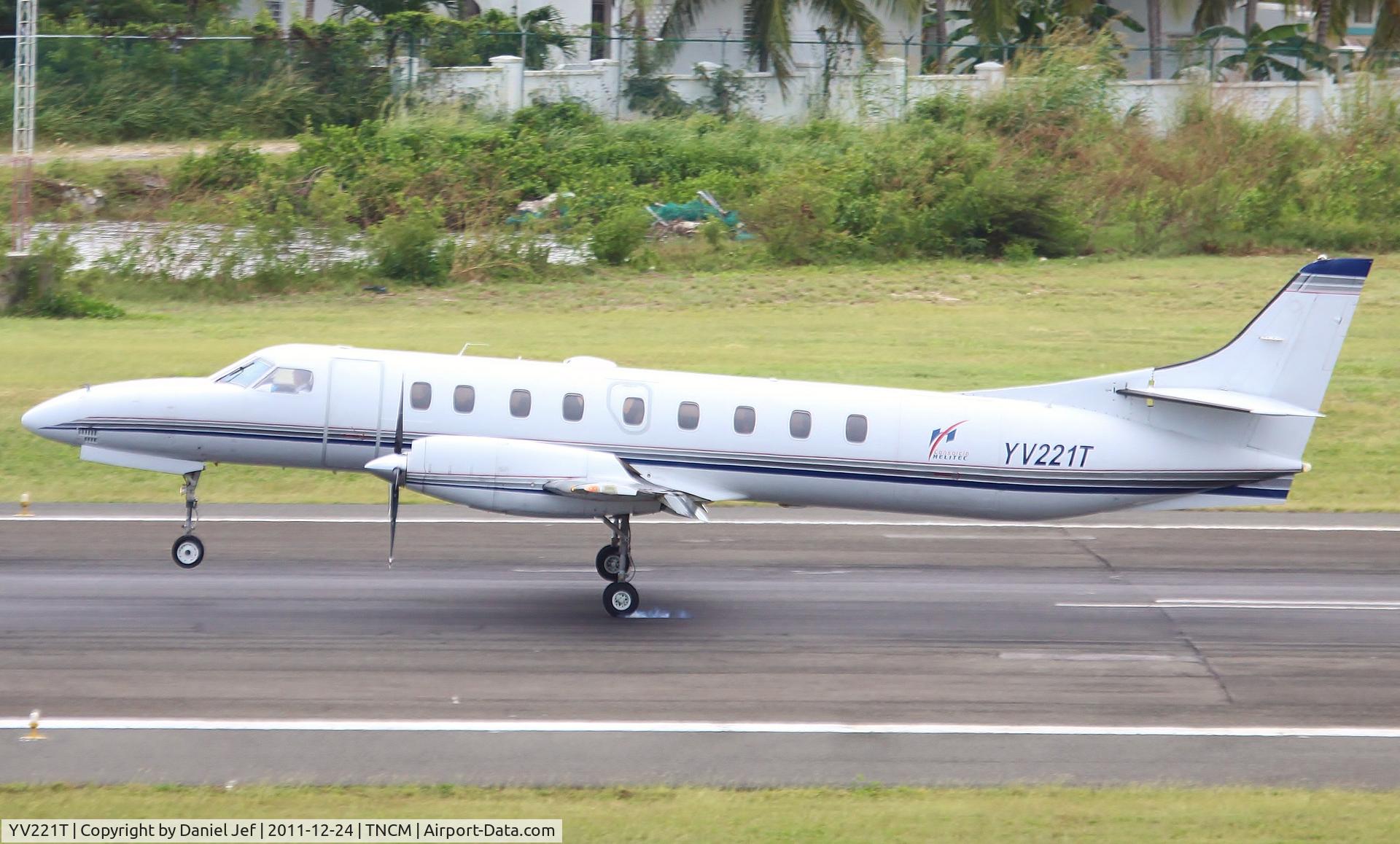 YV221T, 1995 Fairchild SA-227DC Metro 23 C/N DC-879B, YV221T