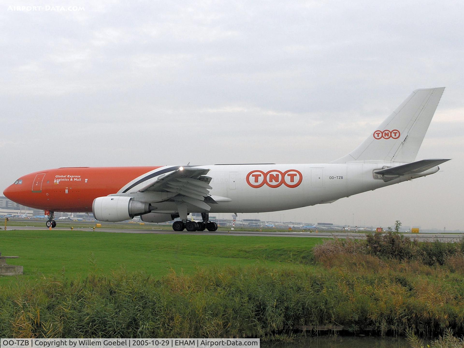 OO-TZB, 1982 Airbus A300B4-203 C/N 211, Taxi to the runway 24 of Schiphol Airport Amsterdam