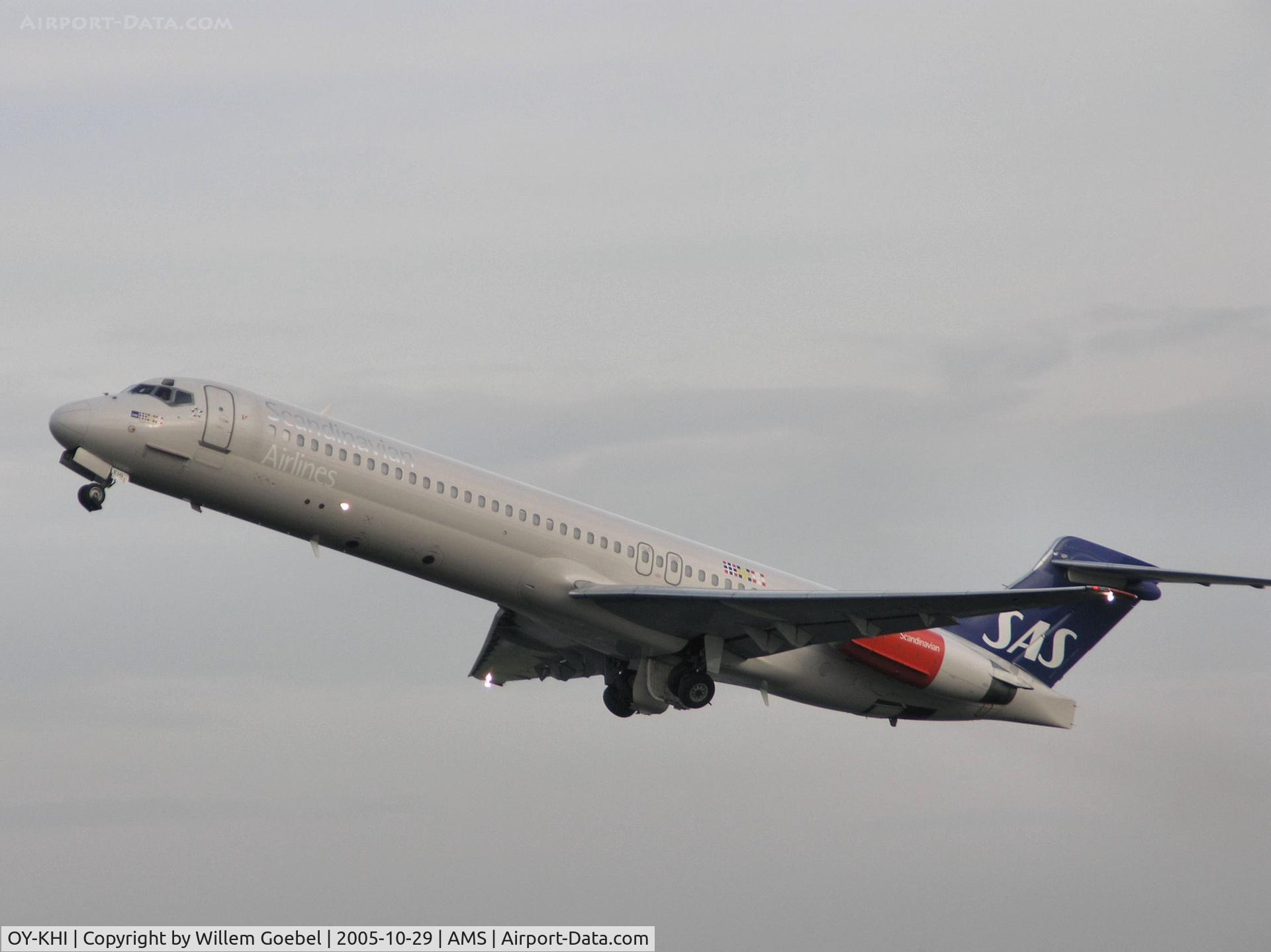 OY-KHI, 1988 McDonnell Douglas MD-87 (DC-9-87) C/N 49614, Take off from runway 24 of Amsterdam Schiphol Airport