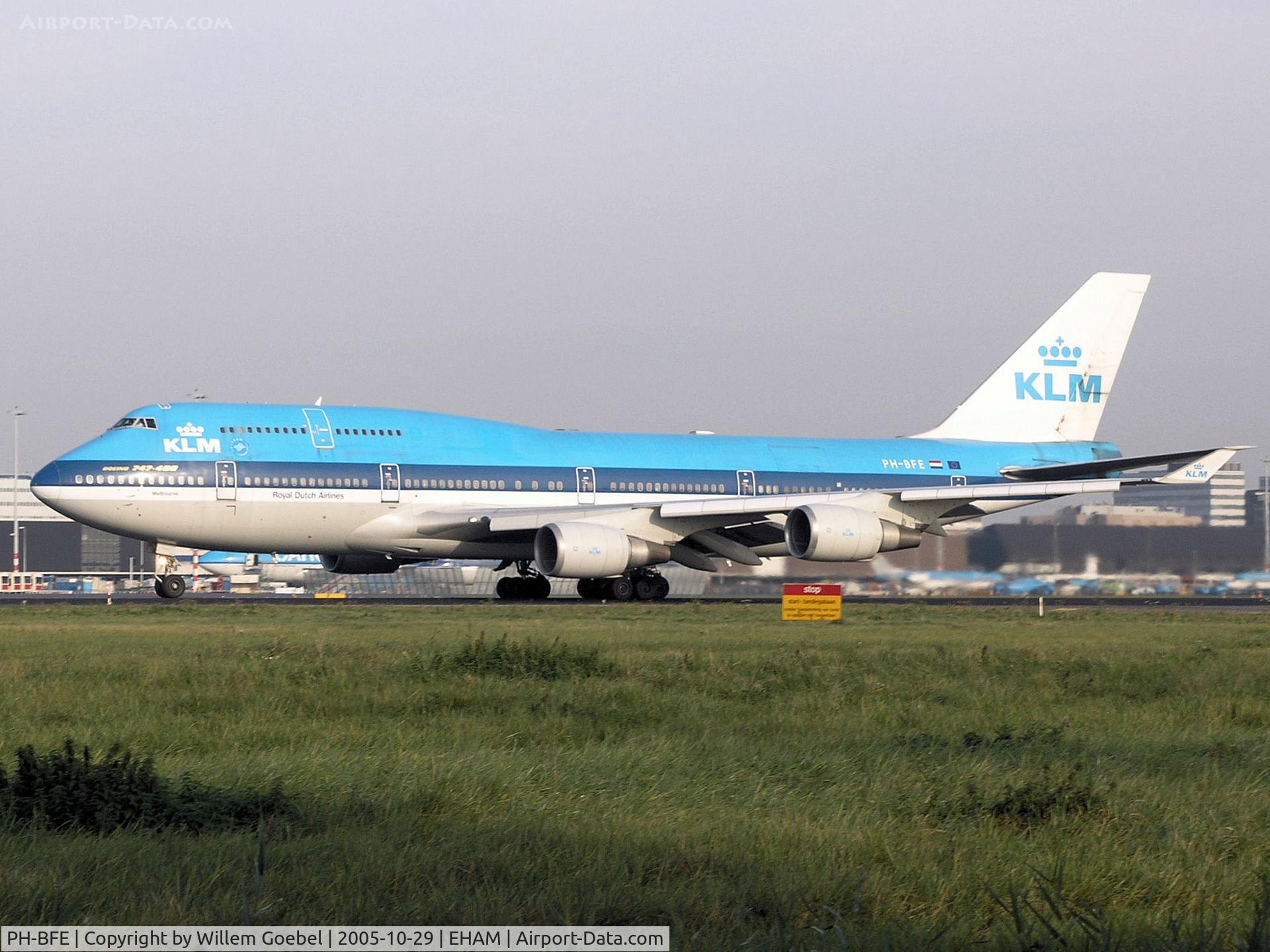 PH-BFE, 1990 Boeing 747-406BC C/N 24201, Take off from Amsterdam Airport on runway 24