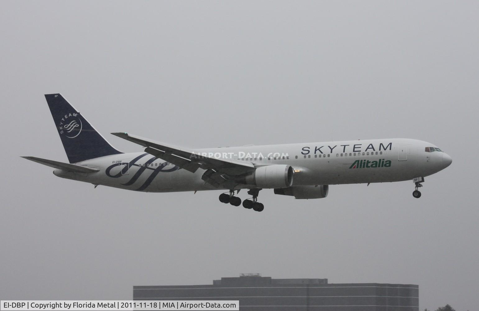 EI-DBP, 1992 Boeing 767-35H/ER C/N 26389, Alitalia Sky Team colors 767