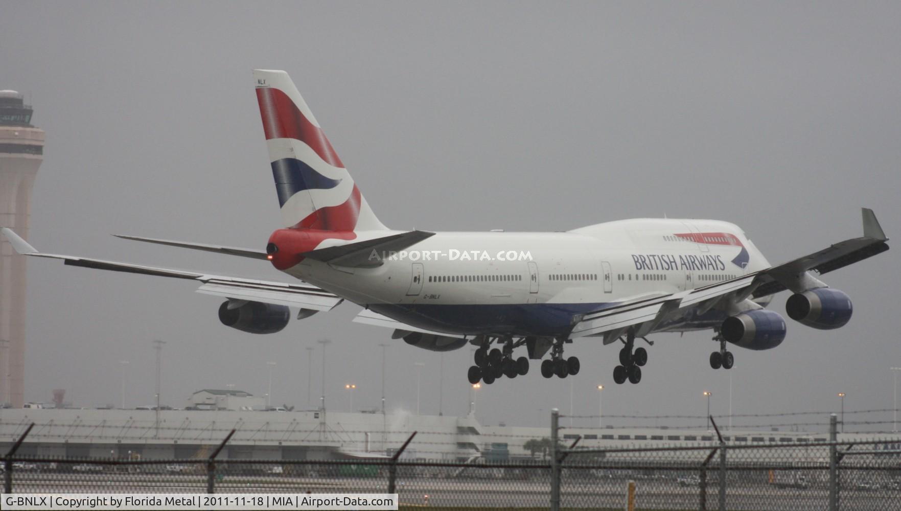 G-BNLX, 1992 Boeing 747-436 C/N 25435, British 747 about to touch down runway 9